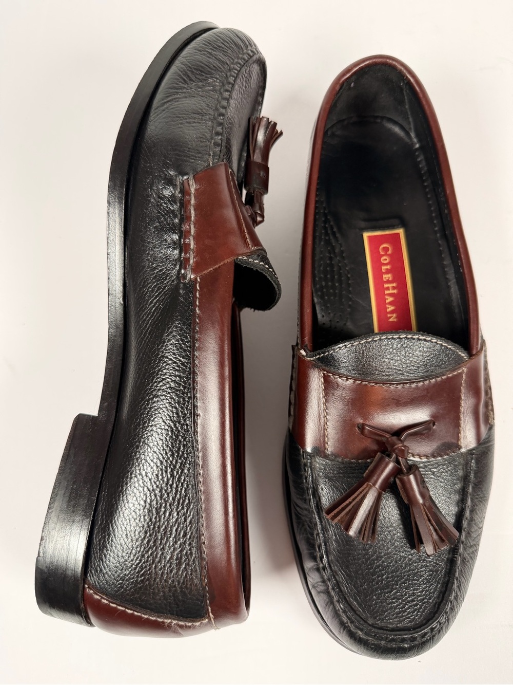 Cole Haan Pinch Tassel Loafers 9.5 D Two Tone Black Brown Pebble Leather C02997